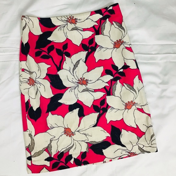 Ann Taylor Floral Mini Skirt - Picture 1 of 8